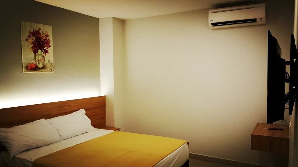 Lavana Hotel Batu Caves Bagian luar foto