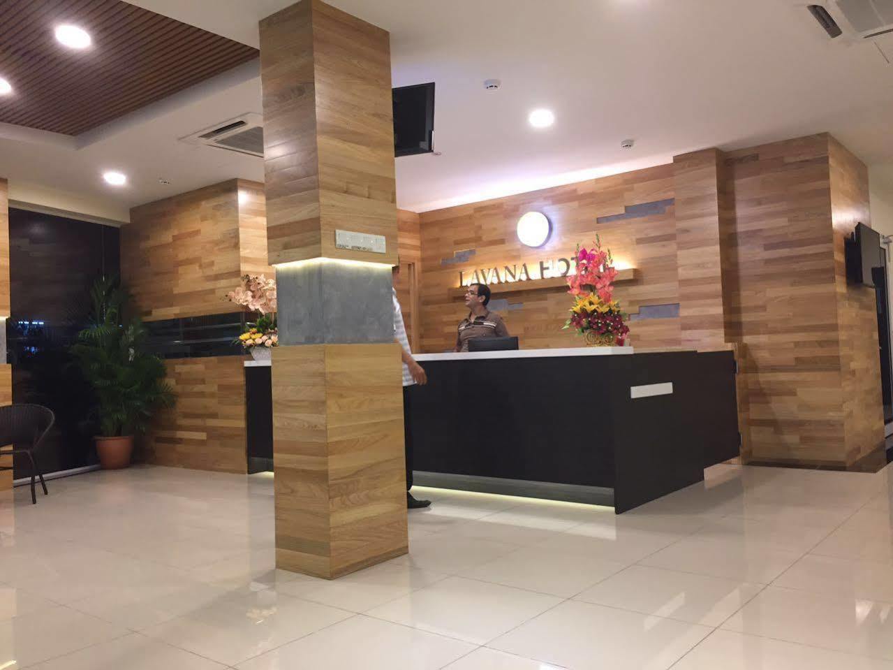 Lavana Hotel Batu Caves Bagian luar foto